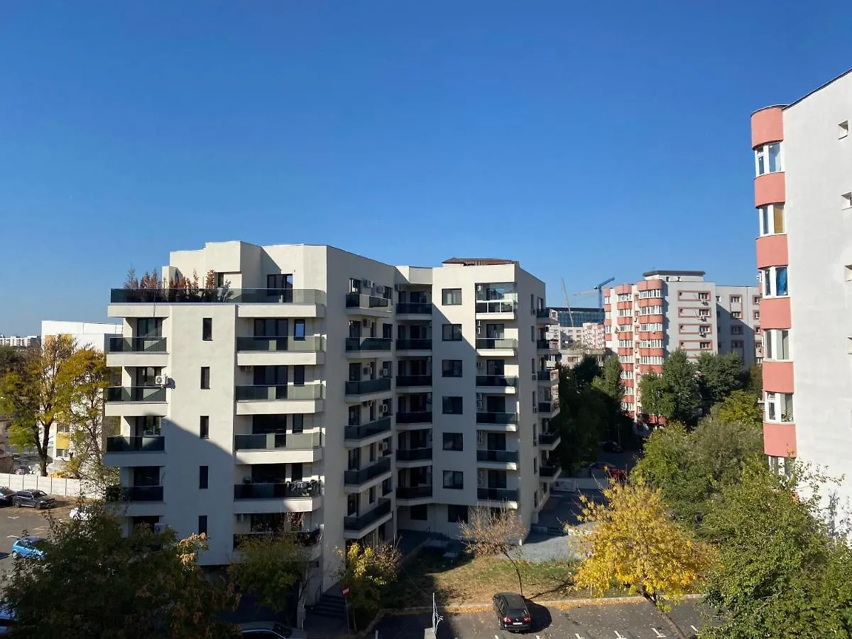 Evan Cozy Flat With Balcony & Parking, 13 September Bucharest